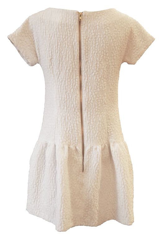 Vestido blanco botones dorados espalda